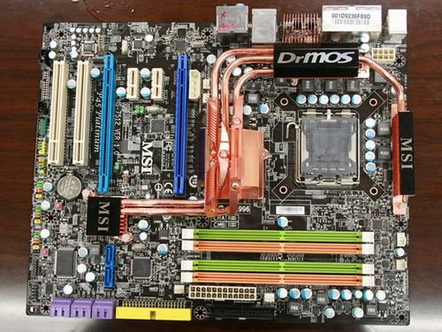 EagleLake抢先看:MSI P45 Platinum EagleLake抢先看:MSI P45 Platinum