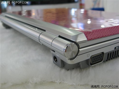 专捕获女人心！华硕女性小本细节图秀