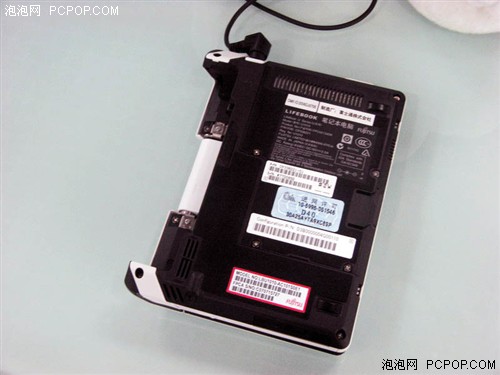 小尺寸随身带 富士通U1010现价8000元