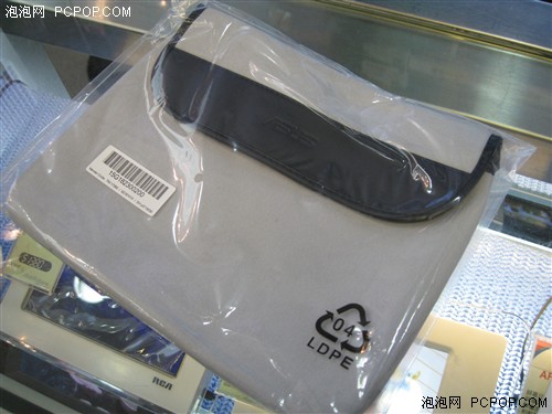 现场！香港国美直击华硕易PC二代拆包