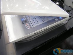 13.3英寸显示 三星Q70白色本现7299元 