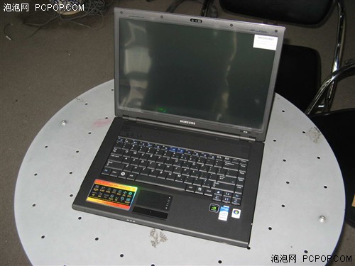 T9300+NV8600 三星R70超级游戏本上市