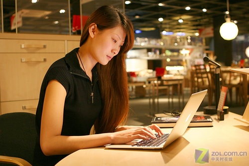 采湍濑之玄芝 MacBook Air美图赏析 