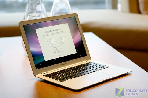 全国首发：MacBook Air精美外观评测 