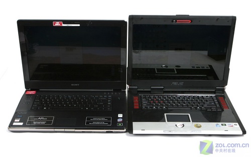 火星撞地球！两款17寸旗舰本正面对决 