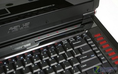 火星撞地球！两款17寸旗舰本正面对决 