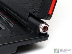 火星撞地球！两款17寸旗舰本正面对决 