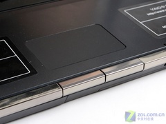 火星撞地球！两款17寸旗舰本正面对决 