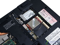 火星撞地球！两款17寸旗舰本正面对决 