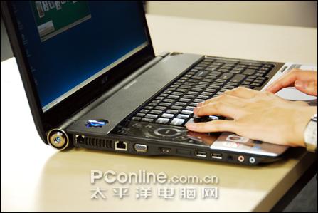 18英寸蓝光旗舰宏基8920G宝石本详测