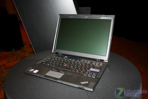 最轻1.3KG 联想ThinkPad X300国内发布 