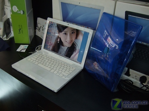 猛涨400元 苹果MacBook 062/B本11600元 猛涨400元 苹果MacBook 062/B本11600元