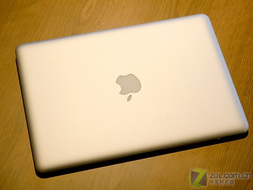暴降1200元 苹果MacBook Air跌至谷底 