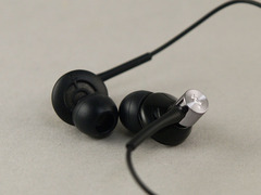 寒冬买票等一晚 强劲续航MP3帮你解闷 