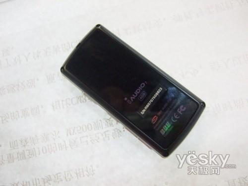 经典MP3大幅调价2G爱欧迪I7降至899元