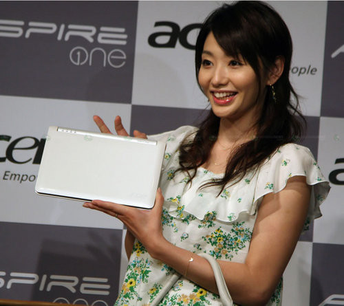 宏碁Aspire One超便携本日本发布(组图) 