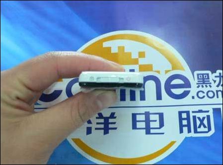 饱览青花弧线之美 2G爱国者A6只售339