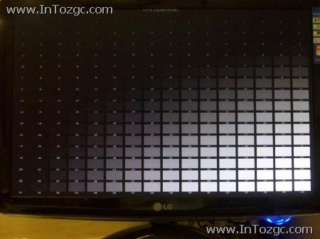 锐比30000:1!LG新机皇W2284F终极评测