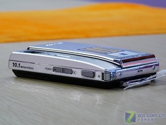 2G卡、原装包 索尼防抖卡片机T300超值价 2G卡、原装包 索尼防抖卡片机T300超值价