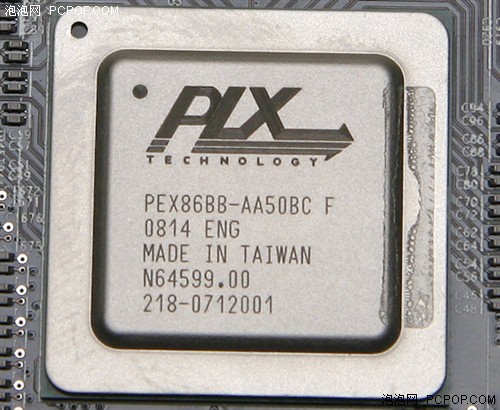 黑色PCB尽显奢华 HD4870X2超多图赏析