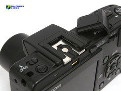 千万像素24mm广角 理光GX100降价150元 
