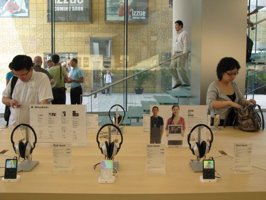 苹果在华首家Apple Store零售店7月19日北京开业