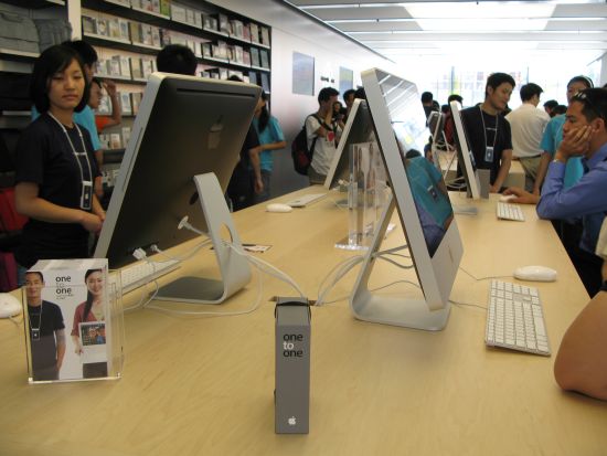 苹果在华首家Apple Store零售店7月19日北京开业