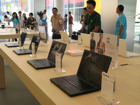 苹果在华首家Apple Store零售店7月19日北京开业