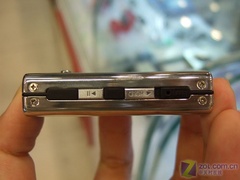 纯音乐MP3降百元 蓝魔新品V7 2GB 199元 