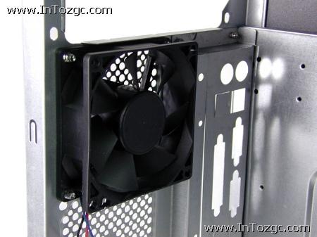 华硕 V8 机箱