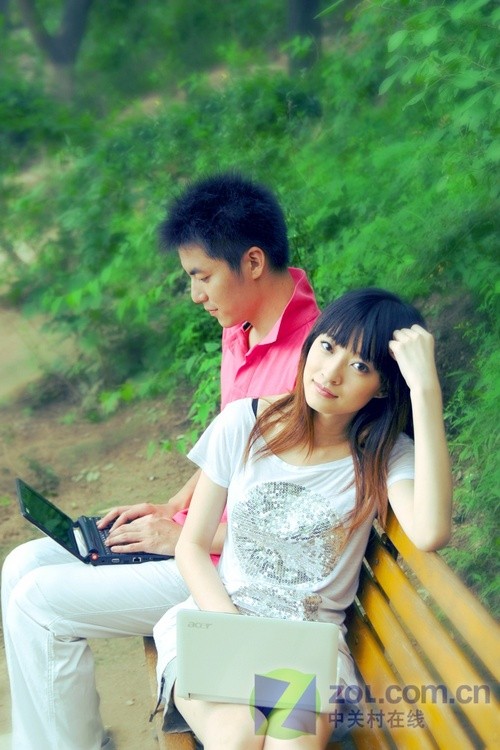 美轮美奂:宏碁Aspire One超便携PC图赏 