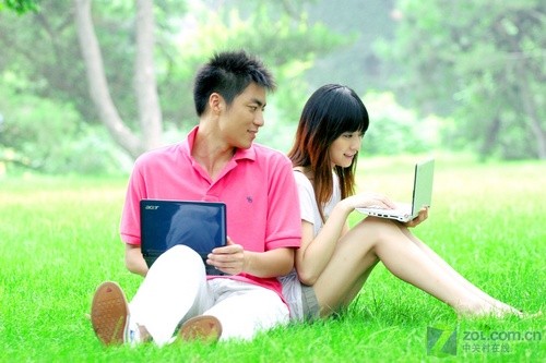 美轮美奂:宏碁Aspire One超便携PC图赏 