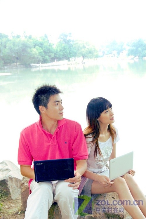 美轮美奂:宏碁Aspire One超便携PC图赏 