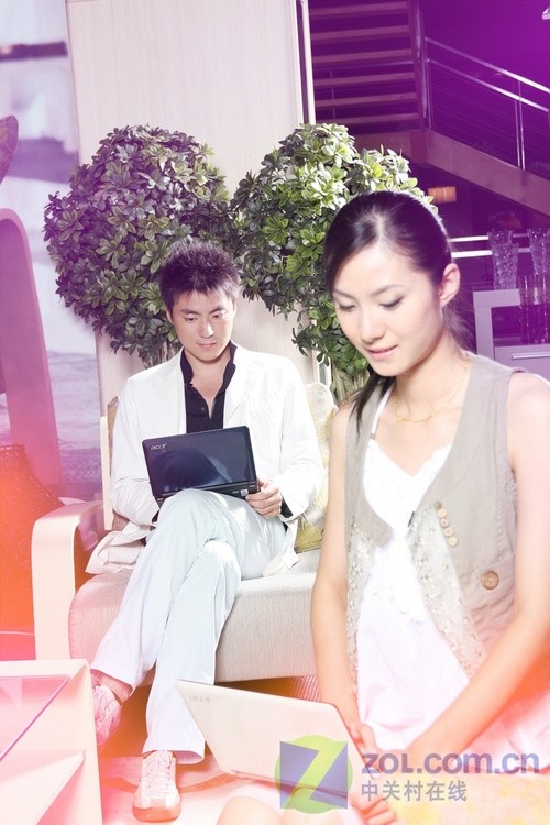 美轮美奂:宏碁Aspire One超便携PC图赏 