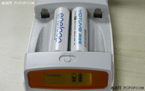 三洋VS品胜！谁的电池能让单反跑更远