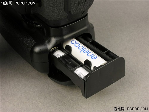 三洋VS品胜！谁的电池能让单反跑更远