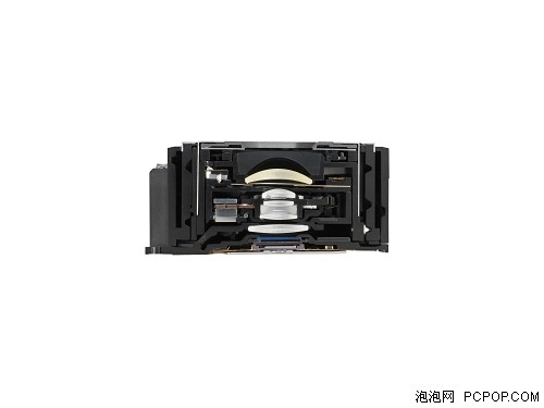 最高端1470万像素 松下FX180中国发布