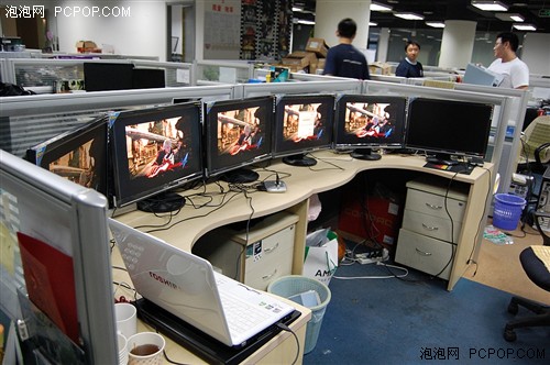 像U盘一样方便!华硕LCD多屏显示评测