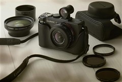 操作美学蜕变对决 GX200/LX3对比评测