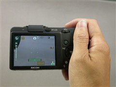 操作美学蜕变对决 GX200/LX3对比评测