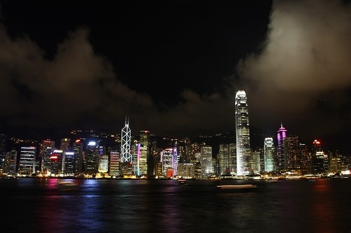 廉价一镜走天下 腾龙18-200头香港行