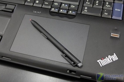 最大尺寸ThinkPad问世 W700称霸移动工作站 最大尺寸ThinkPad问世 W700称霸移动工作站