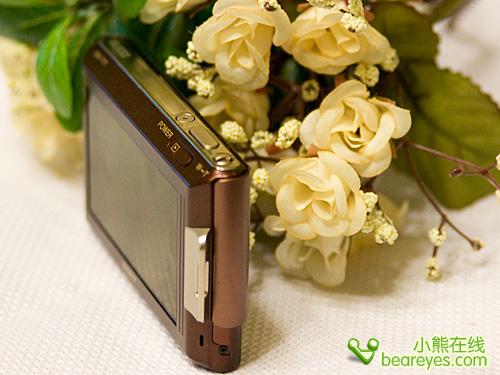 15mm极限超薄机身索尼DC新品T77评测(2)