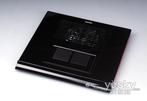 TT
T1000笔记本散热底座