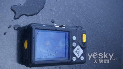 怎么摔都摔不坏理光三防数码G600评测(4)