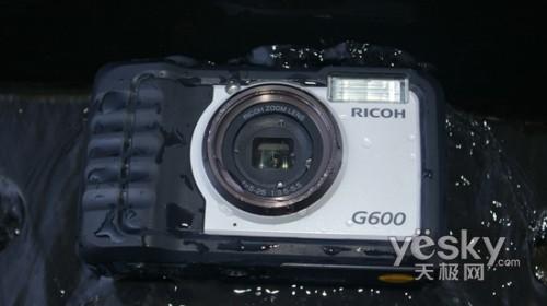 怎么摔都摔不坏理光三防数码G600评测(3)