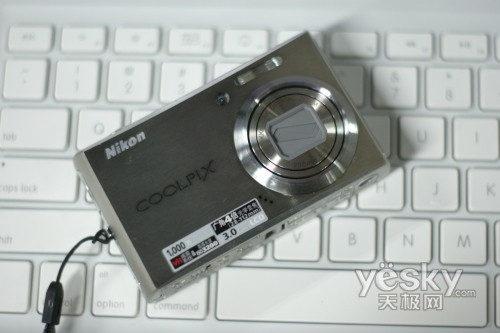 尼康S610