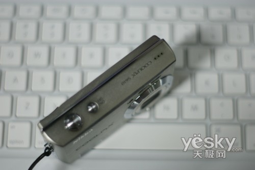 尼康S610