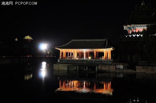 角楼夜色 尼康D90套机国内首测第一期