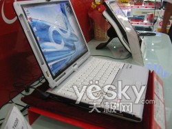 富士通lifeBook T4220C